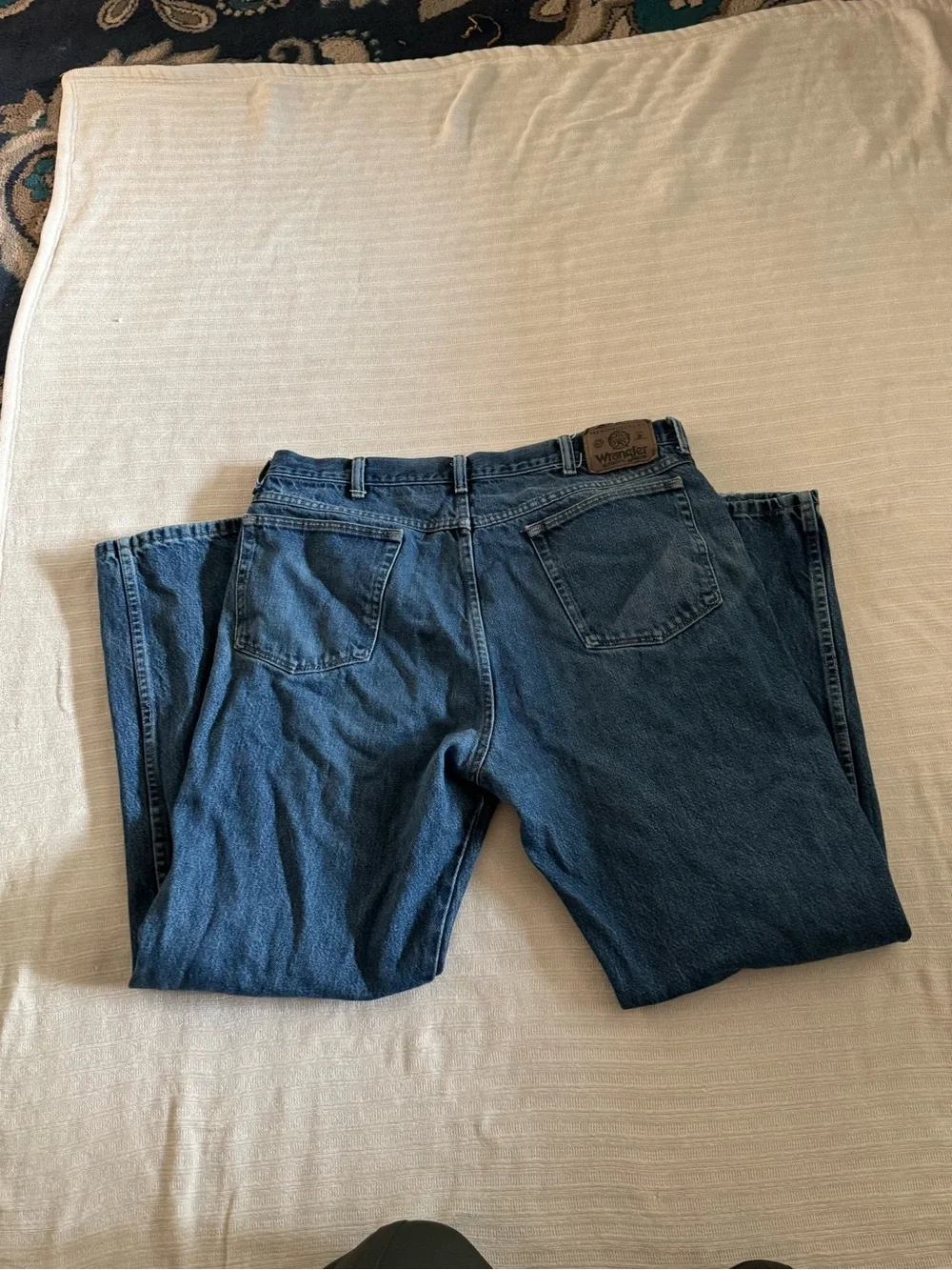 Wrangler Men's Blue Straight-Leg Jeans
